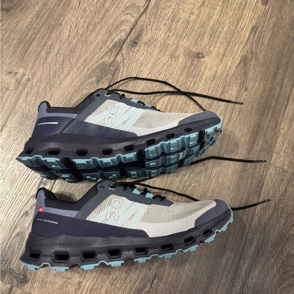 On Running Women’s Cloudvista Shoes - Picture 8 of 15